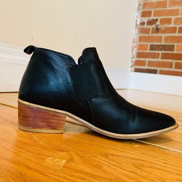 Tory Burch Kira Leather Heeled Ankle Boots in Perfect Black - Size 7  MSRP $398 - Picture 12 of 16